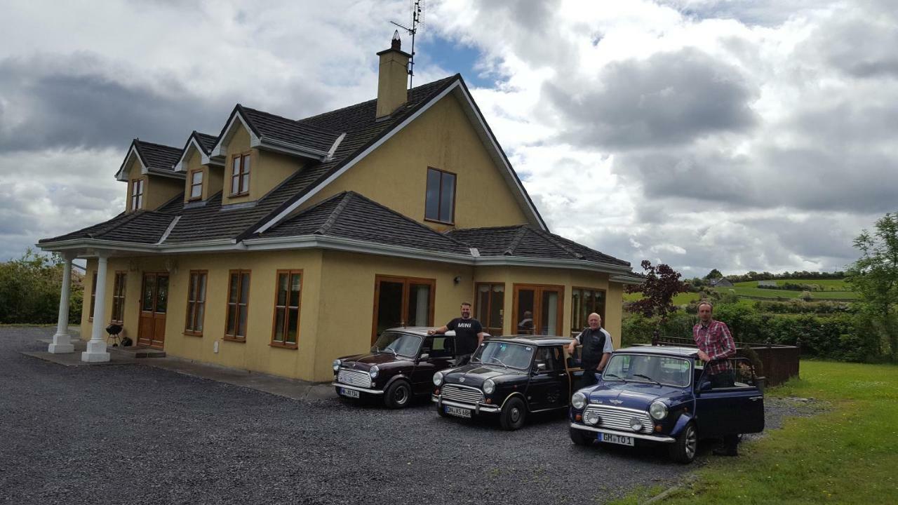 Yellow House Westport Bagian luar foto